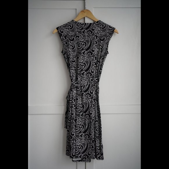Ann Taylor Paisley Wrap Dress, Black & White, XXS - Picture 2 of 4